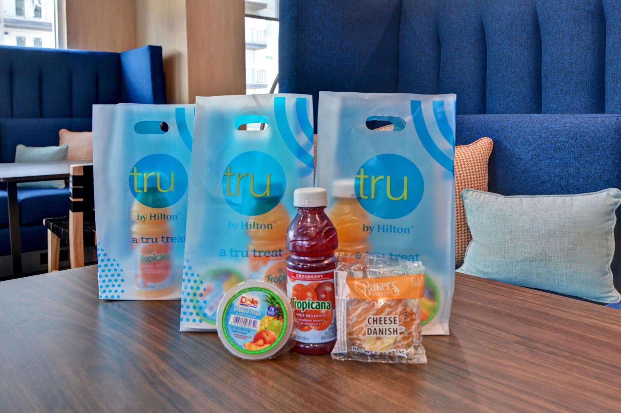 Tru By Hilton St. Petersburg Downtown Central Ave Eksteriør bilde